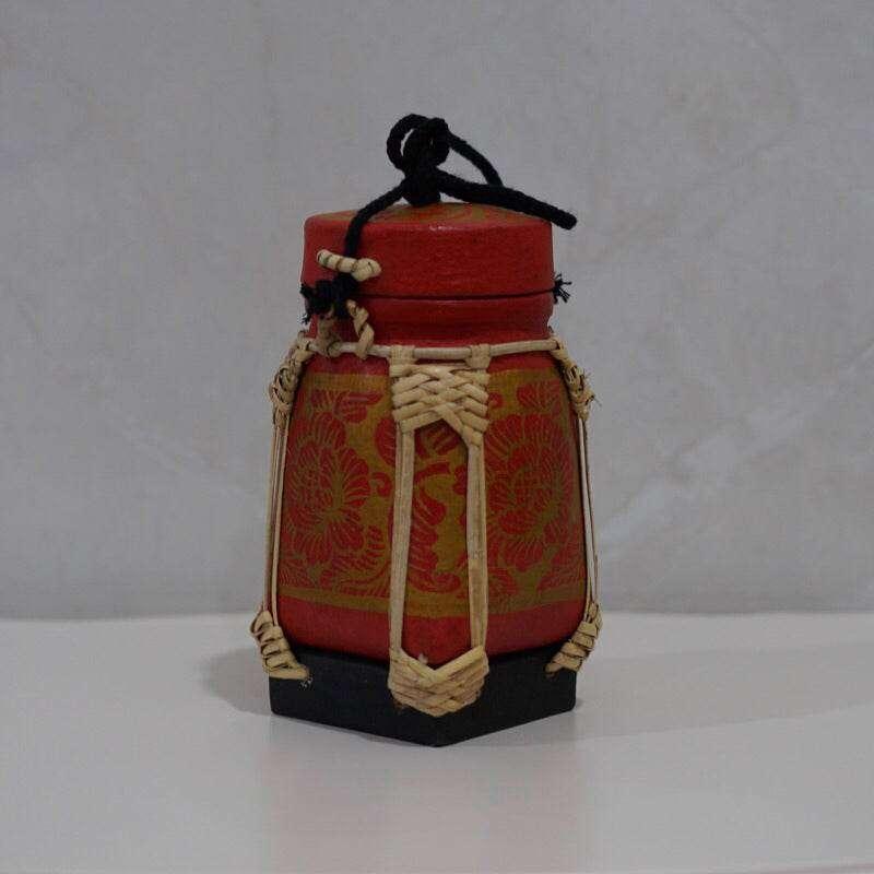 Handmade Thai Rice Basket Vase - Mini Lanna Bamboo Decorative Jar แดงทอง
