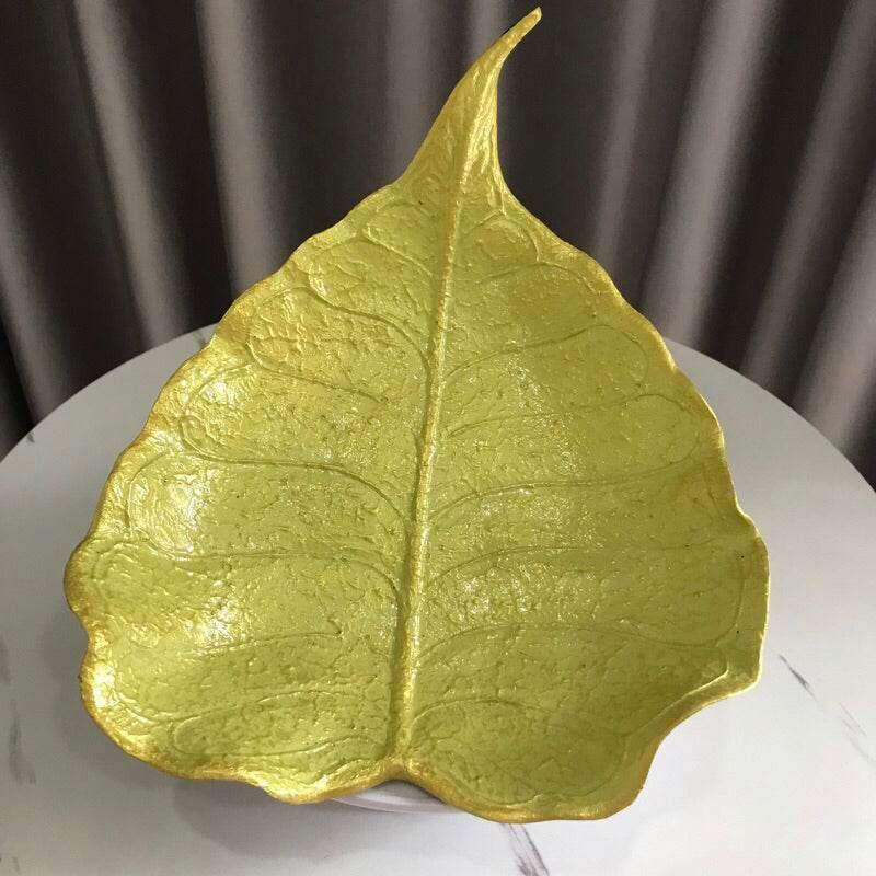 Handmade Wood Powder Bowl - Unique Leaf-Shaped Artisan Craftsmanship for Decorative Elegance A