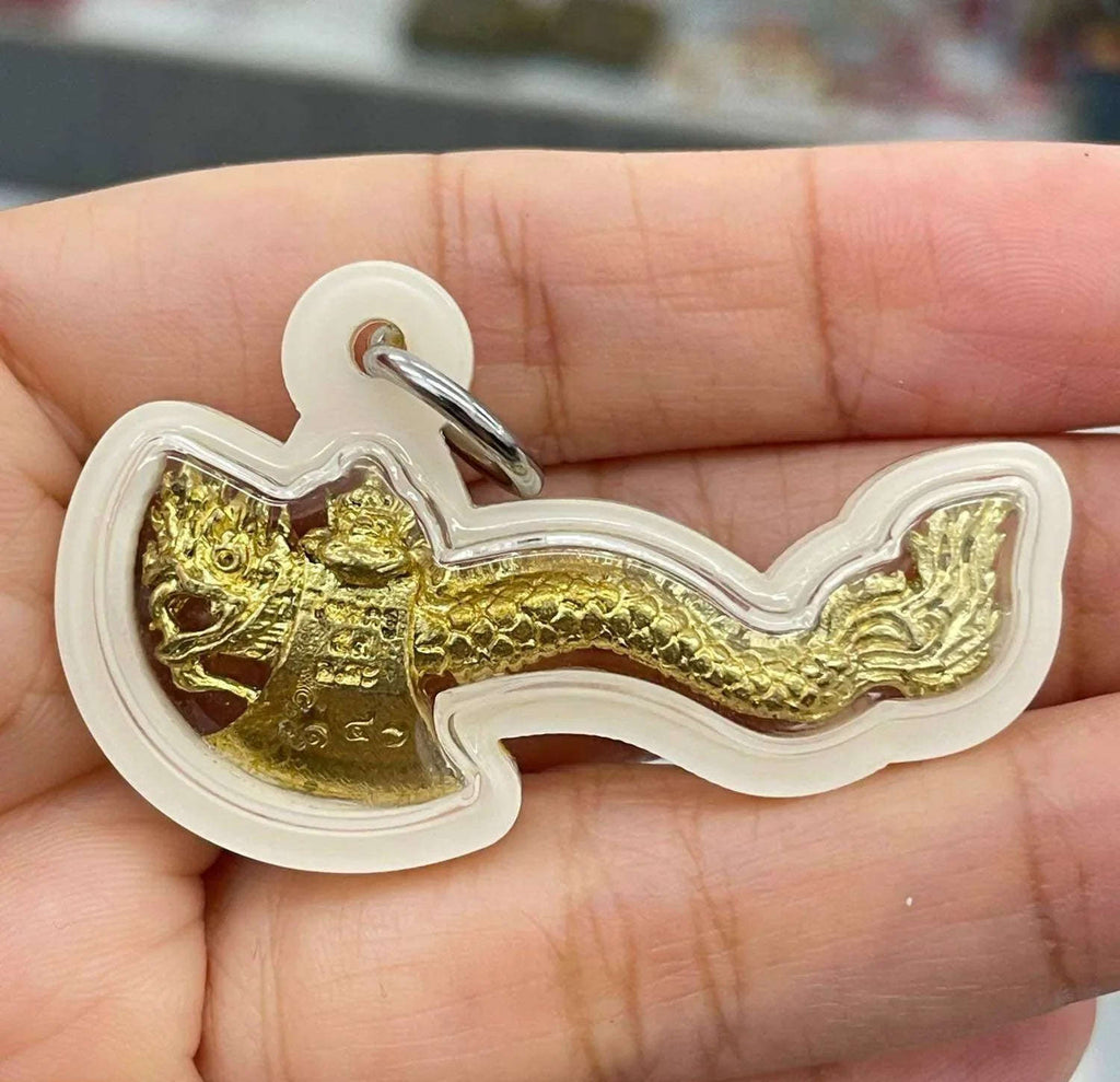 🌟 Harness Legendary Protective Power & Spiritual Authority with the Sacred Axe Amulet