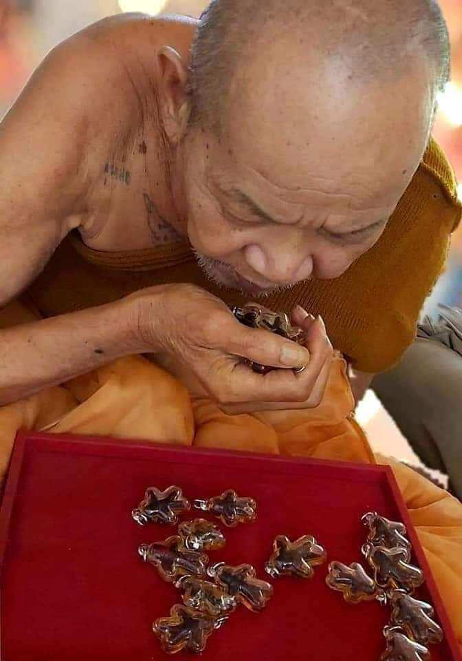 Hoonpayon Amulet for Unseen Guardian Spirit Protection