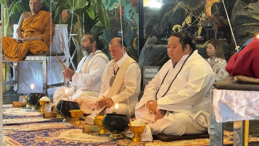 ✨🔥 Sacred "Khun Paen Mon Saney" (The Great Conqueror of Golden Charm) – Special Masterpiece Edition (Ong Nam Ruek): Arjan Subin Na Na Thong, Nonthaburi – The Ultimate Engine for Hypnotic Attraction, Sovereign Influence, and Elite Financial Victory!
