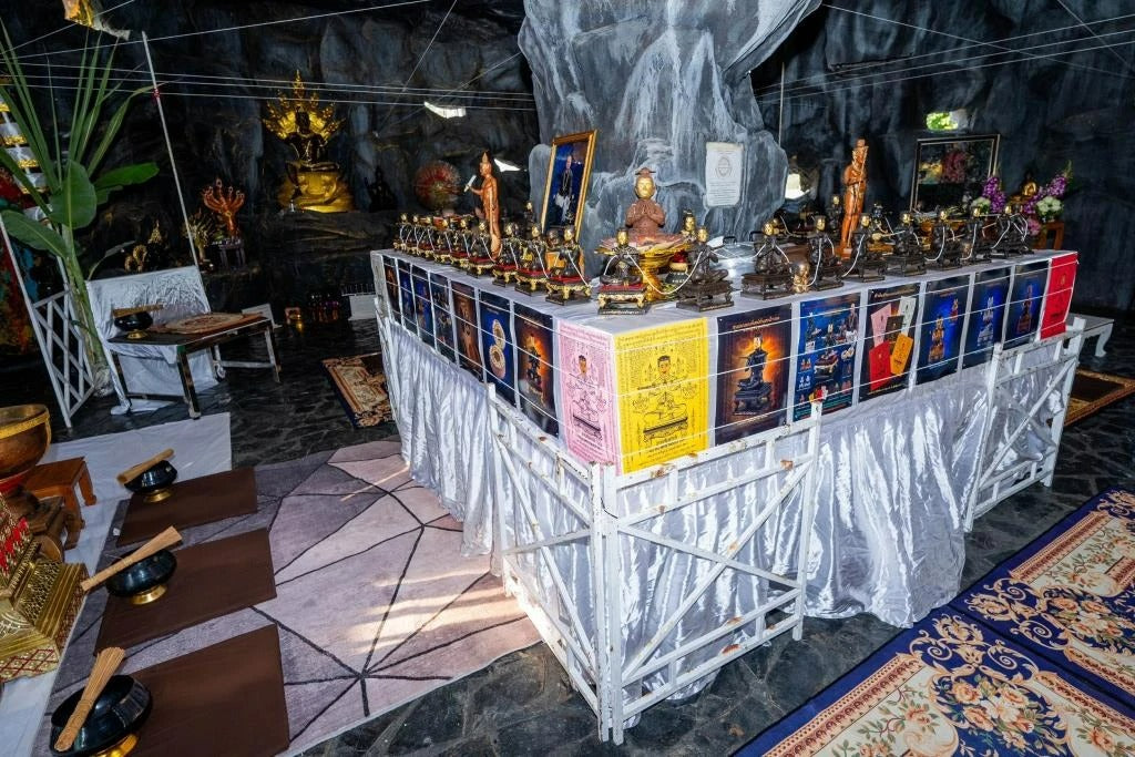 ✨🔥 Sacred "Khun Paen Mon Saney" (The Great Conqueror of Golden Charm) – Special Masterpiece Edition (Ong Nam Ruek): Arjan Subin Na Na Thong, Nonthaburi – The Ultimate Engine for Hypnotic Attraction, Sovereign Influence, and Elite Financial Victory!