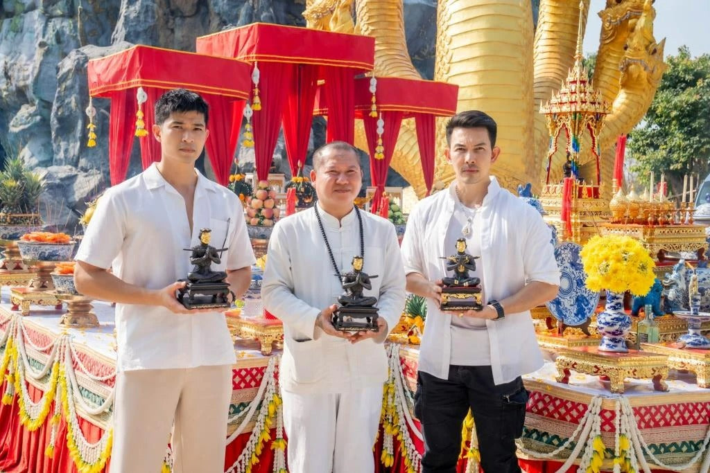 ✨🔥 Sacred "Khun Paen Mon Saney" (The Great Conqueror of Golden Charm) – Special Masterpiece Edition (Ong Nam Ruek): Arjan Subin Na Na Thong, Nonthaburi – The Ultimate Engine for Hypnotic Attraction, Sovereign Influence, and Elite Financial Victory!