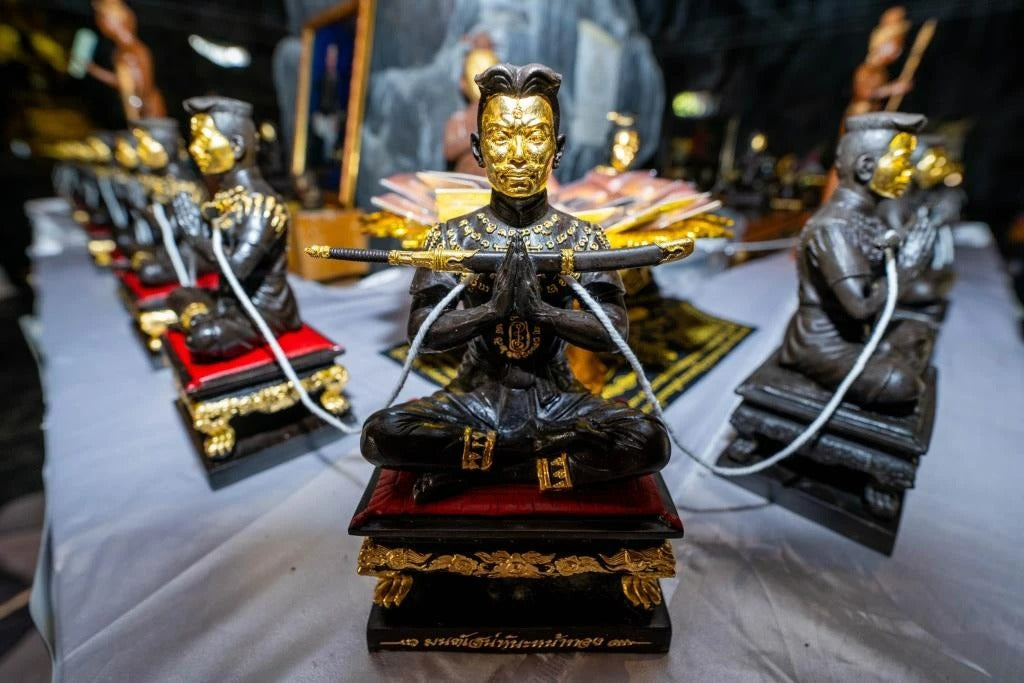 ✨🔥 Sacred "Khun Paen Mon Saney" (The Great Conqueror of Golden Charm) – Special Masterpiece Edition (Ong Nam Ruek): Arjan Subin Na Na Thong, Nonthaburi – The Ultimate Engine for Hypnotic Attraction, Sovereign Influence, and Elite Financial Victory!