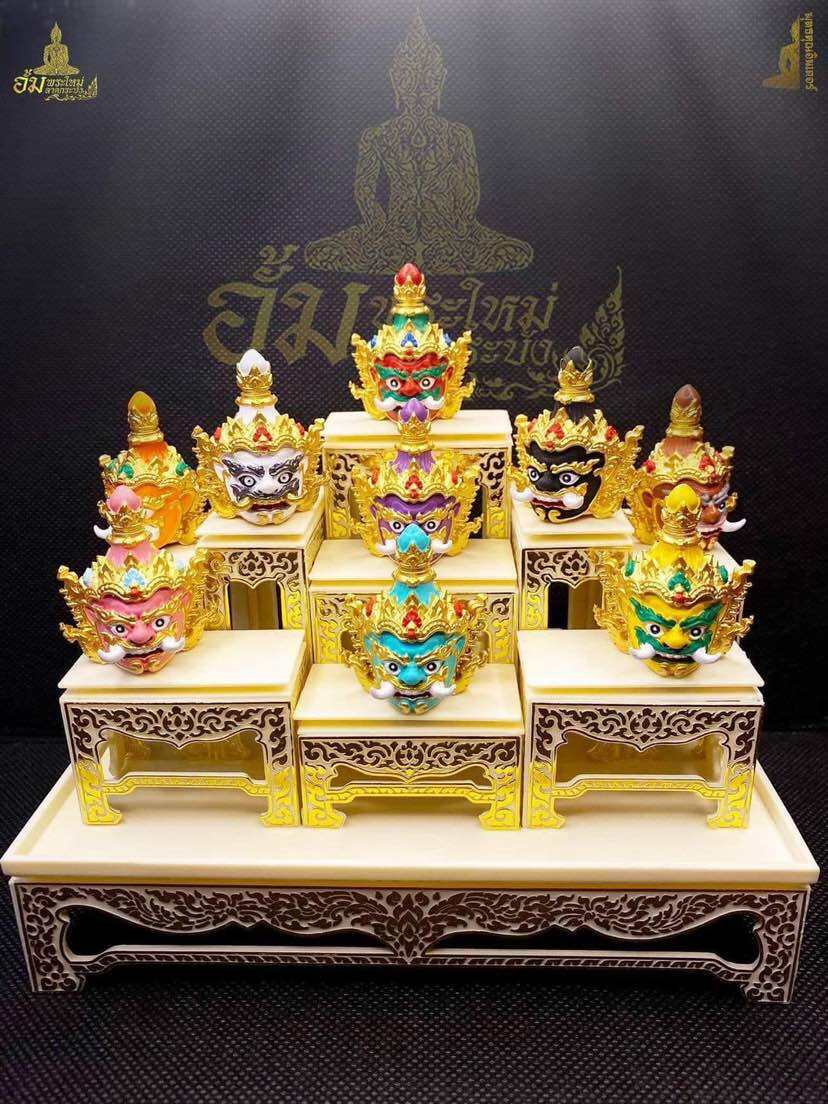 Khwen Khuveren Amulet for Wealth and Protection - Rich Blessings for Prosperity Set