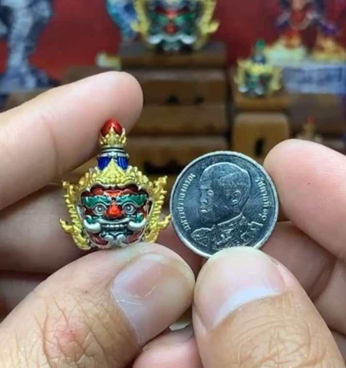 Khwen Khuveren Amulet for Wealth and Protection - Rich Blessings for Prosperity Set