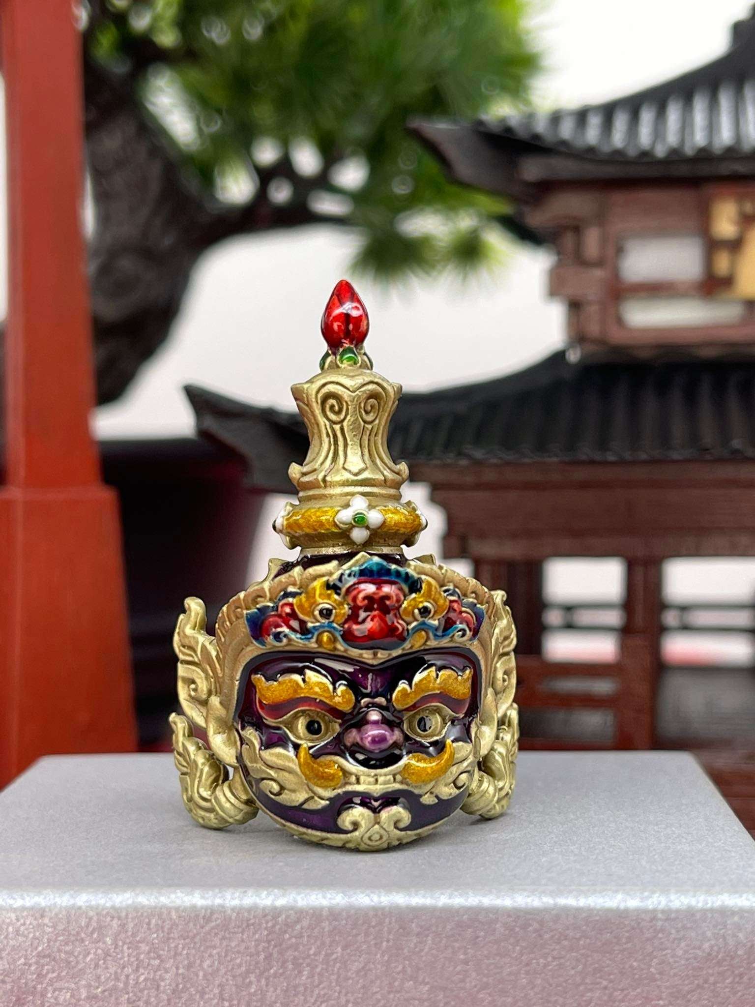 Khwen Khuveren Noi Chao Setthi Charm for Abundance and Success