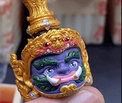 Khwen Khuveren Noi Chao Setthi Charm for Abundance and Success