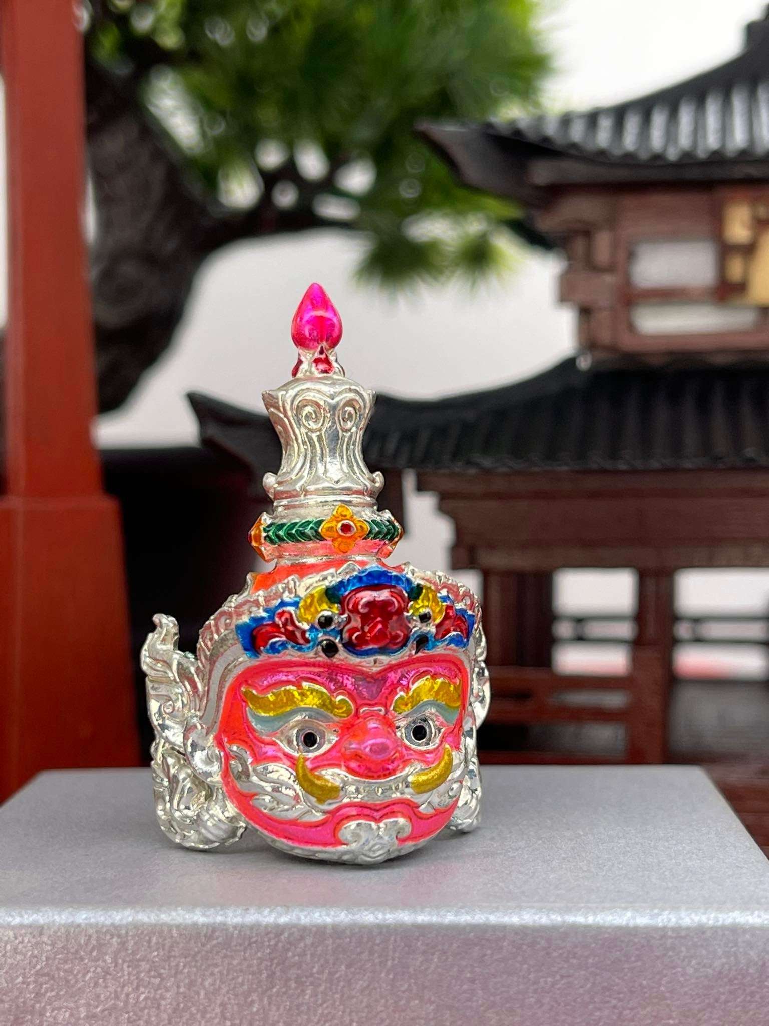 Khwen Khuveren Noi Chao Setthi Charm for Abundance and Success