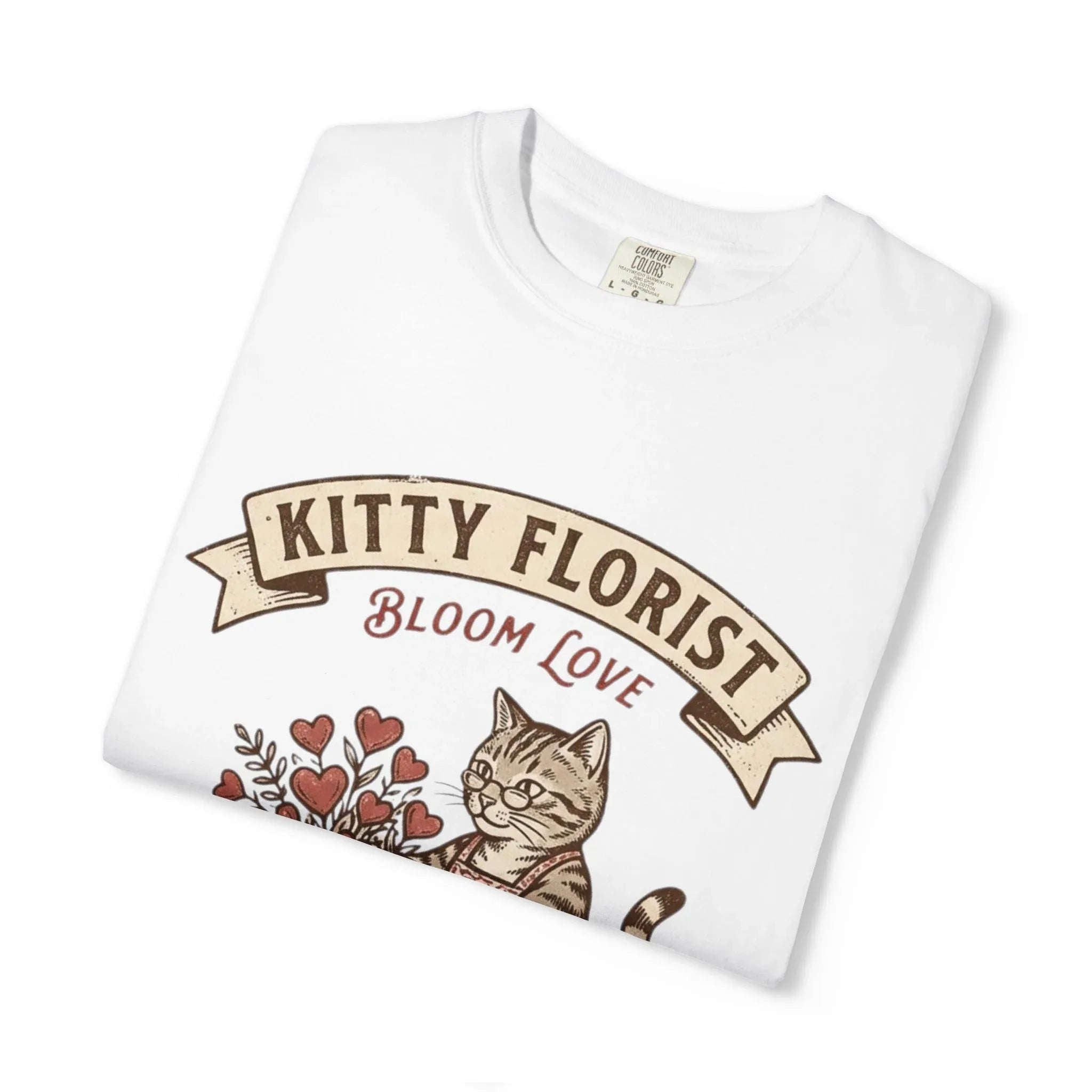 Kitty Florist Bloom Love T-Shirt | Vintage Cat Floral I Pick You Graphic Tee | Retro Flower Cat Lover Gift Shirt