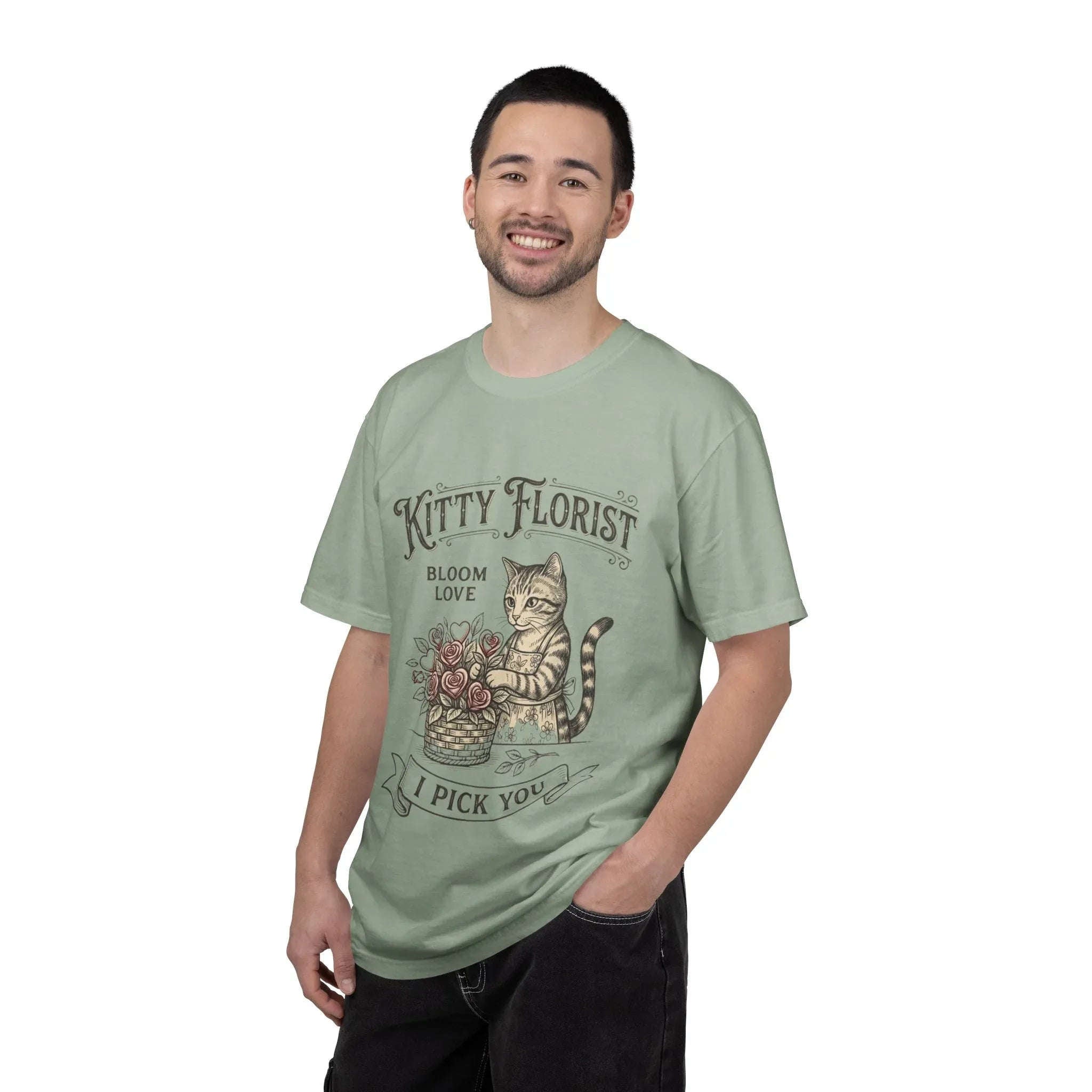 Kitty Florist I Pick You Shirt, Cat with Flowers T-Shirt, Cute Cottagecore Tee, Floral Pun Graphic, Cat Lover Gift, Vintage Style Bay