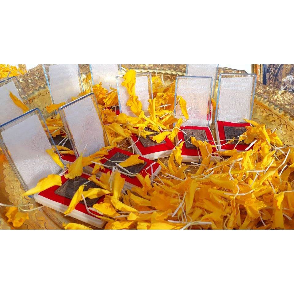 Phra Phong Upakut First Edition: A Symbol of Wisdom, Prosperity, and Heritage | Kruba Kham-Ai Edition 乌巴库特佛粉首版：智慧、繁荣与传承的象征 | 帕鲁婆卡艾版 One-Sake.com Yellow Brown Yellow-Brown-