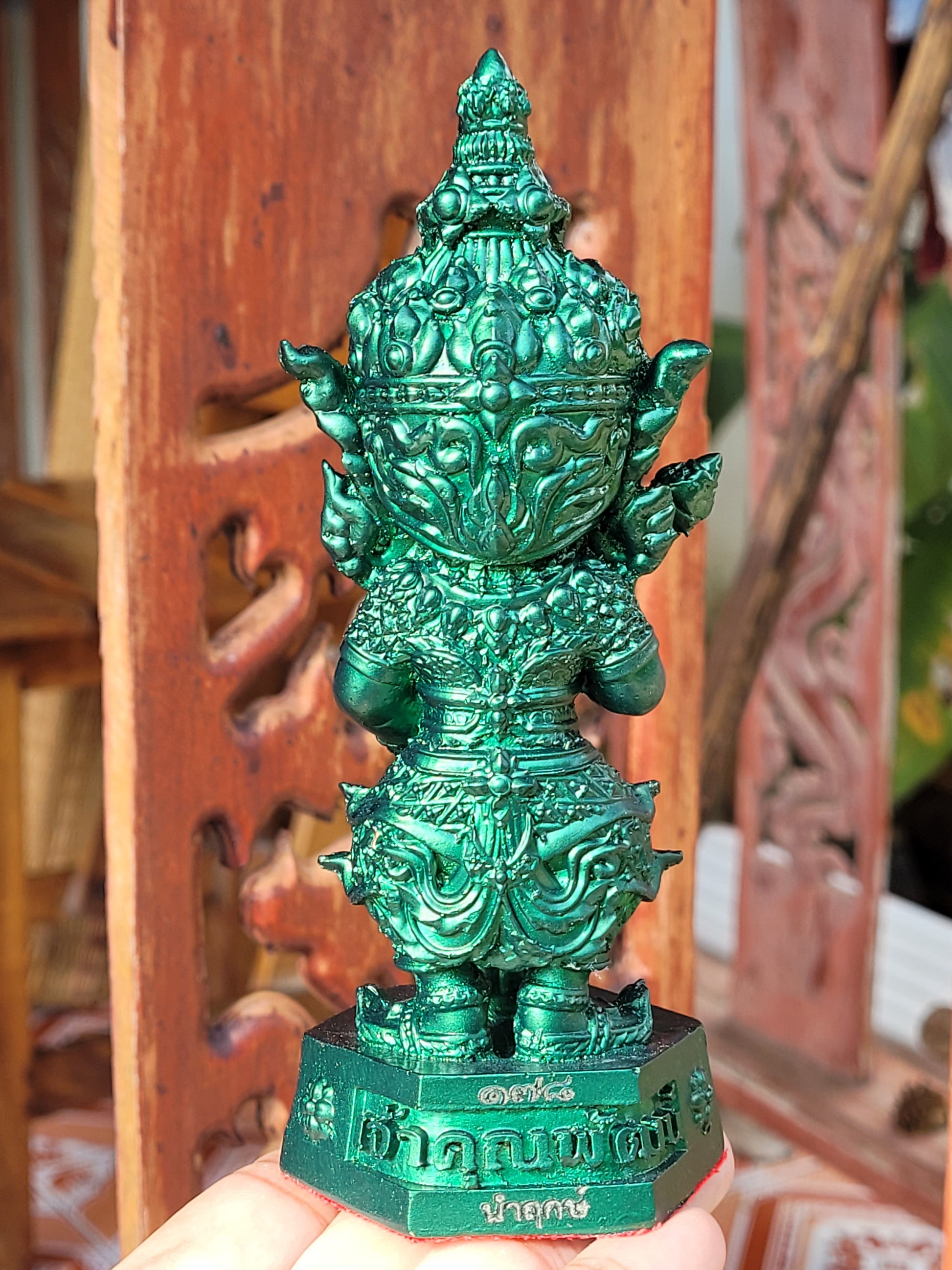 Kuweni Noi Ruay Maha Setthi Statue - Enhance Your Wealth and Prosperity with Little Kubera