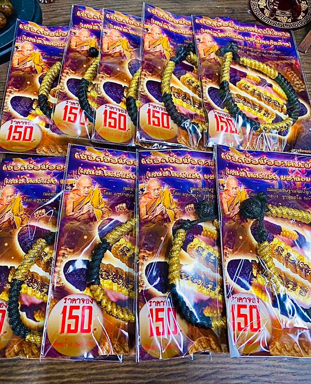 ✨ Enchanted Wristband "Bind the Hearts of Women" – Supernatural Charm Bracelet by Kruba Baeng, Wat Ban Tonod, Nakhon Ratchasima