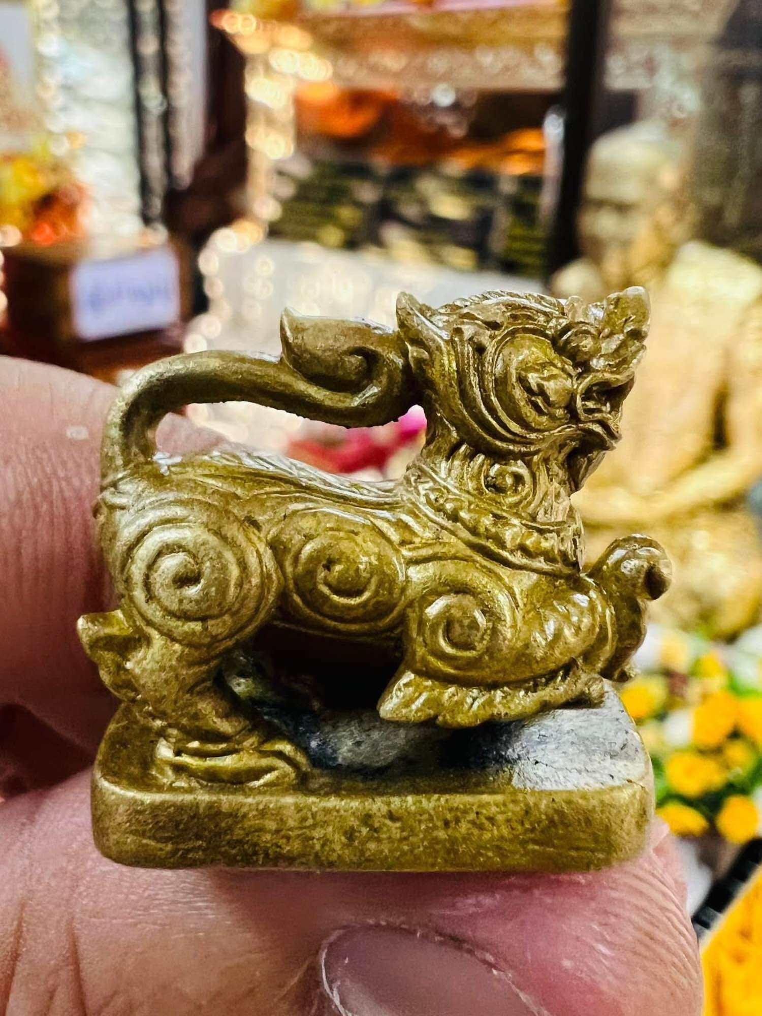 Leaping Lion Thai Amulet - Sing Kradod Edition 2 for Spiritual Protection