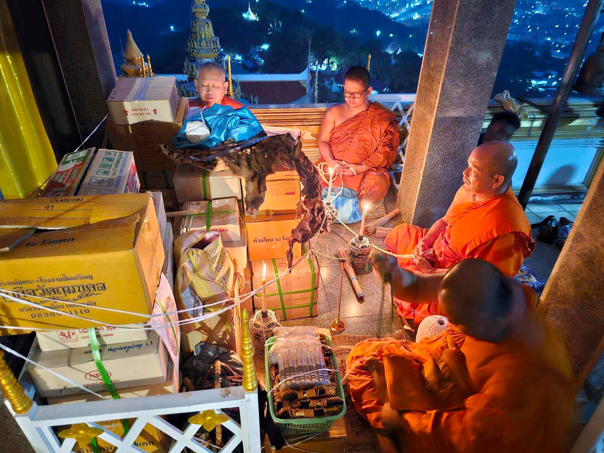 Legendary Thai Amulet Seua Hua Kad for Ultimate Thai Amulet Protection