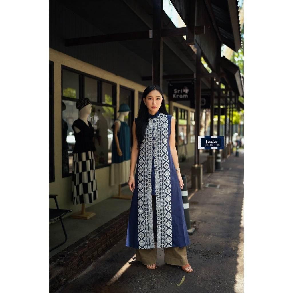 Long Navy Blue Tai Lue Coat - Handwoven Cotton Ethnic Wrap Outfit for Women in M & XL Sizes