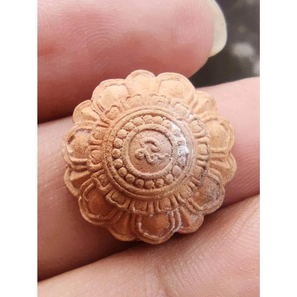 🌸 Luang Pu Long Talisman - Dok Thatu Amulet for Wealth, Metta, & Instant Success with Monk’s Hair & Robe