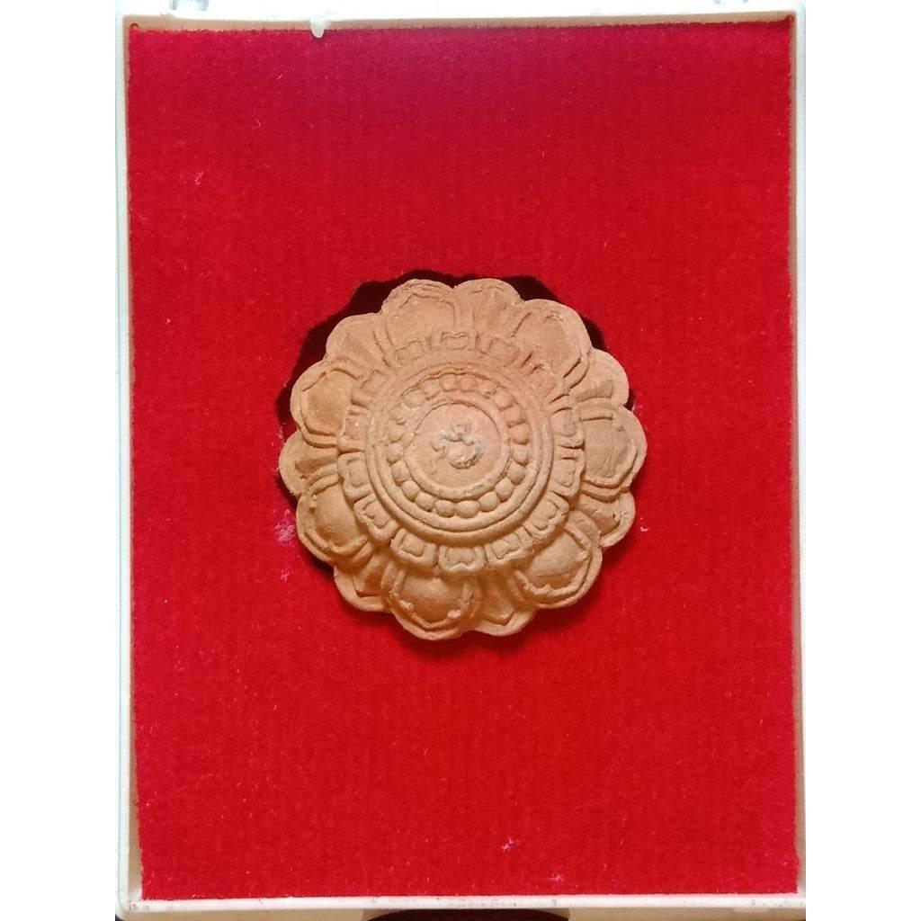 🌸 Luang Pu Long Talisman - Dok Thatu Amulet for Wealth, Metta, & Instant Success with Monk’s Hair & Robe