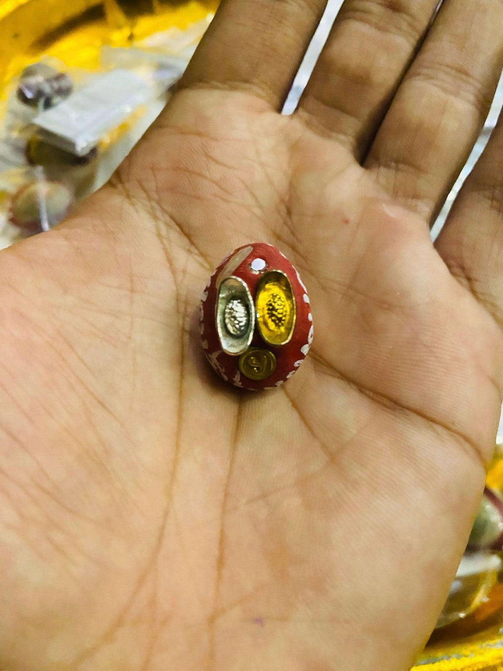 Lucky Millionaire Amulet for Wealth - Bia Gae Sacred Shell Talisman