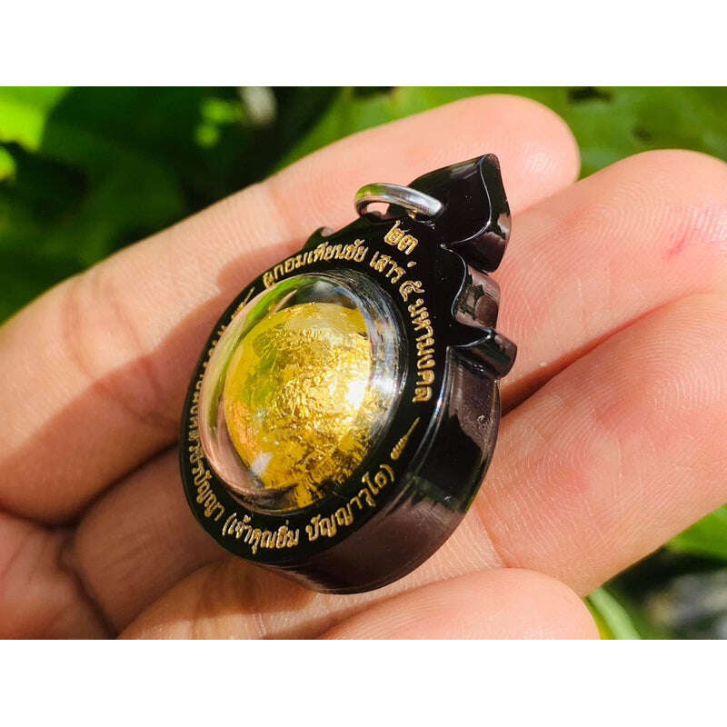 🕯 "Lucky Saturday 5" Sacred Candle Charm Bead – Consecrated by Luang Pu Im for Auspicious Blessings, Fortune, and Prosperity