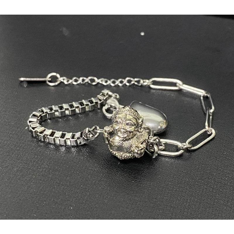 Mae Nang Kwak wealth bracelet featuring a lucky charm and stylish silver chain for prosperity