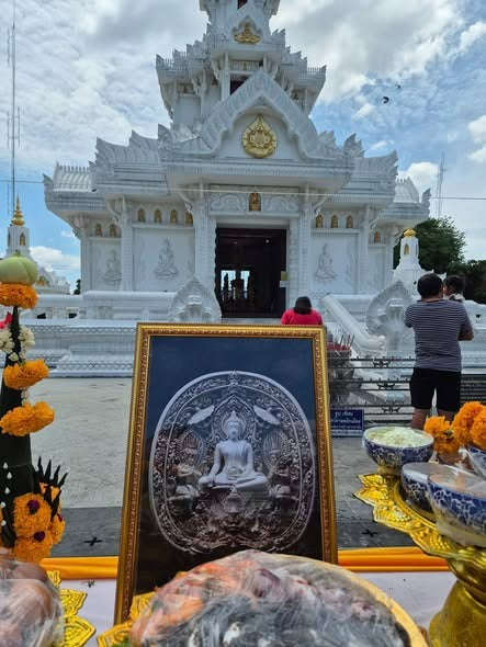 Master-Grade Southern Thai Yod Khun Phon Sovereign Warlord Amulet & Bronze Sacred Metallurgy Edition Wat Santi Worakhun Songkhla 2026 Collector-Grade Talisman Thai Blessing Co By RURUECHA