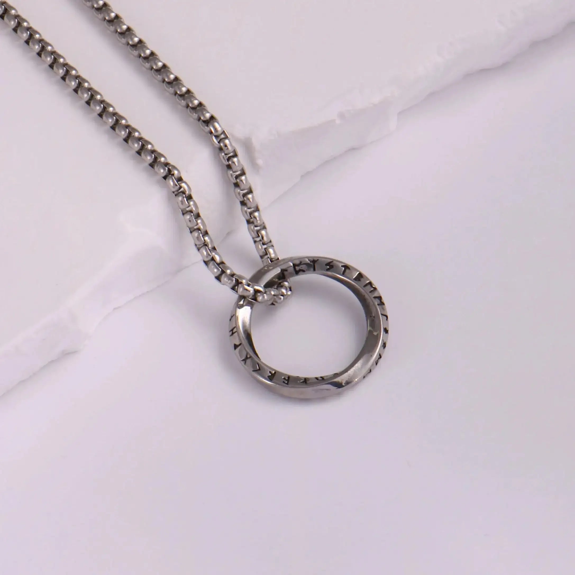 🐺 Medieval Stainless Steel Viking Wolf Necklace – Men’s Spiritual Jewelry | Viking Compass and Dragon Design | Robust and Symbolic Amulet S2-46-B