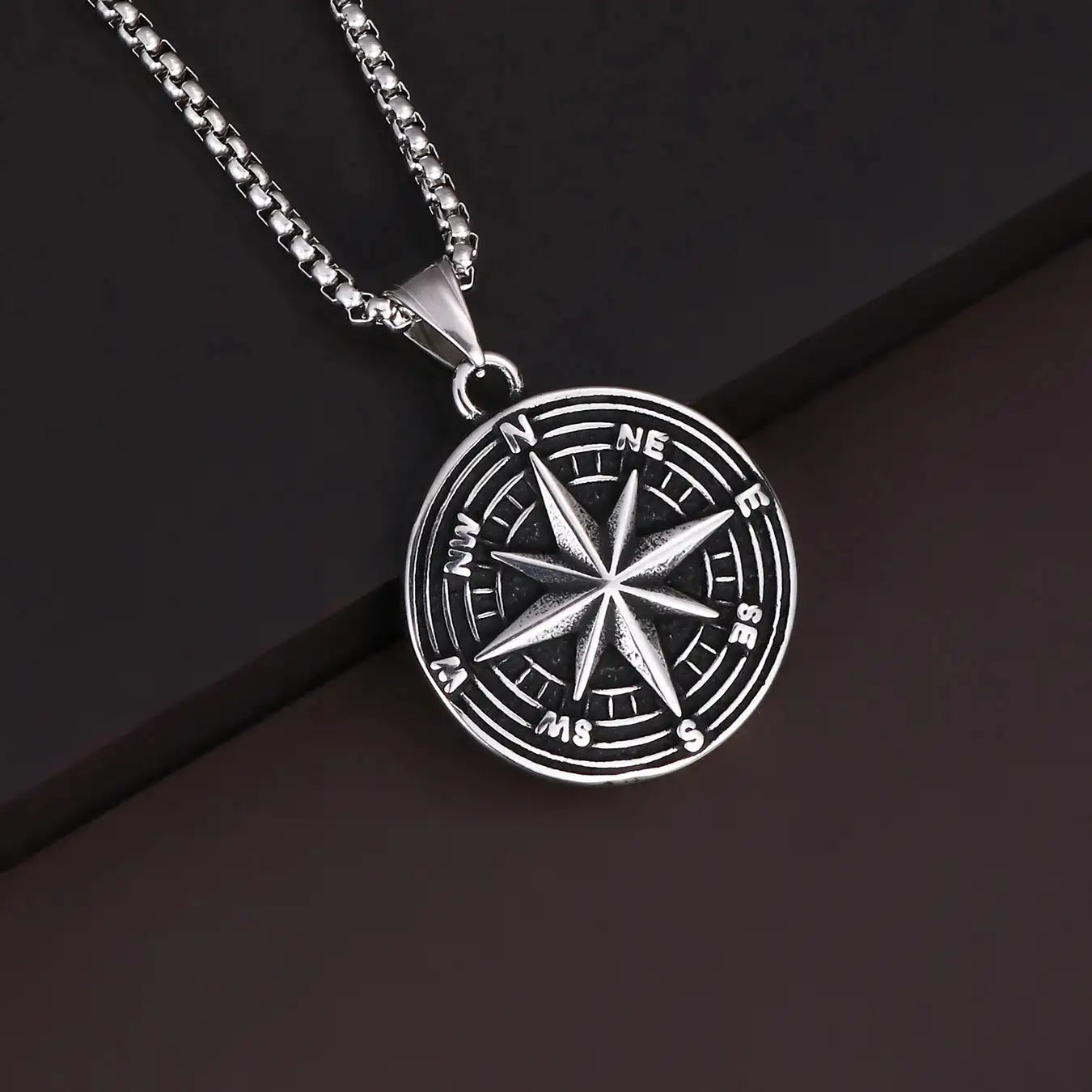 🐺 Medieval Stainless Steel Viking Wolf Necklace – Men’s Spiritual Jewelry | Viking Compass and Dragon Design | Robust and Symbolic Amulet S-18-E