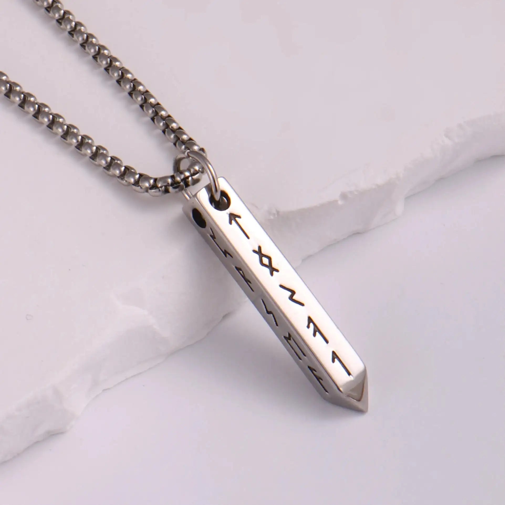 🐺 Medieval Stainless Steel Viking Wolf Necklace – Men’s Spiritual Jewelry | Viking Compass and Dragon Design | Robust and Symbolic Amulet S2-46-A