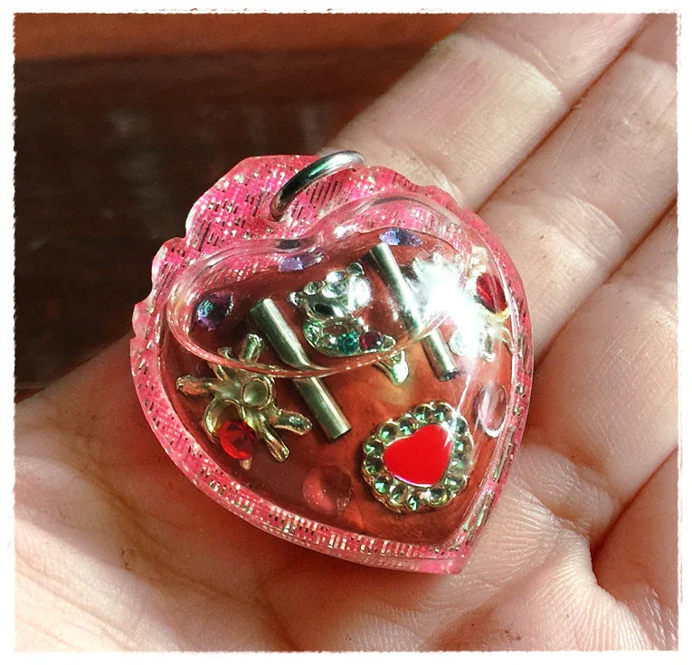 Nine-Tailed Fox Locket – Pink Heart Thai Amulet for Love, Fortune & Prosperity