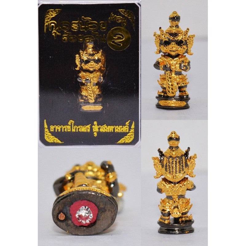 Mini Wealth Amulet for Business - Thai Luck Charm One-Sake.com ทอง/ม่วง กายอัมฤทธิ์ เพ้นสี ชุบทอง เพ้นสี-ชุบทอง-ทอง/ม่วง กายอัมฤทธิ์-ทอง/ดำ กายนิลกาฬ-ทับทิม-เขียวมรกต-2k เงิน/ทอง-ประกายม่วง-3k-เขียวหยก-2k เงิน/พิ้งค์-ซาตินเงิน-ทองขาว-สัตตะ-