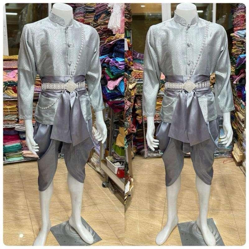 Modern Thai Men's Traditional Outfit for Ceremonial Occasions
