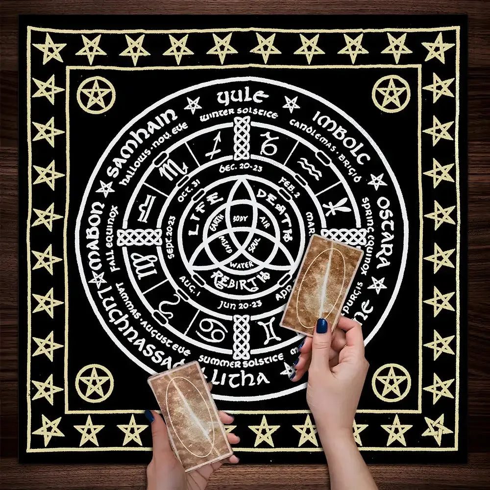 🪐 Mystery Stars Tarot Mat – Durable Polyester Altar Cloth Featuring Celestial Starry Design for Tarot and Divination Rituals