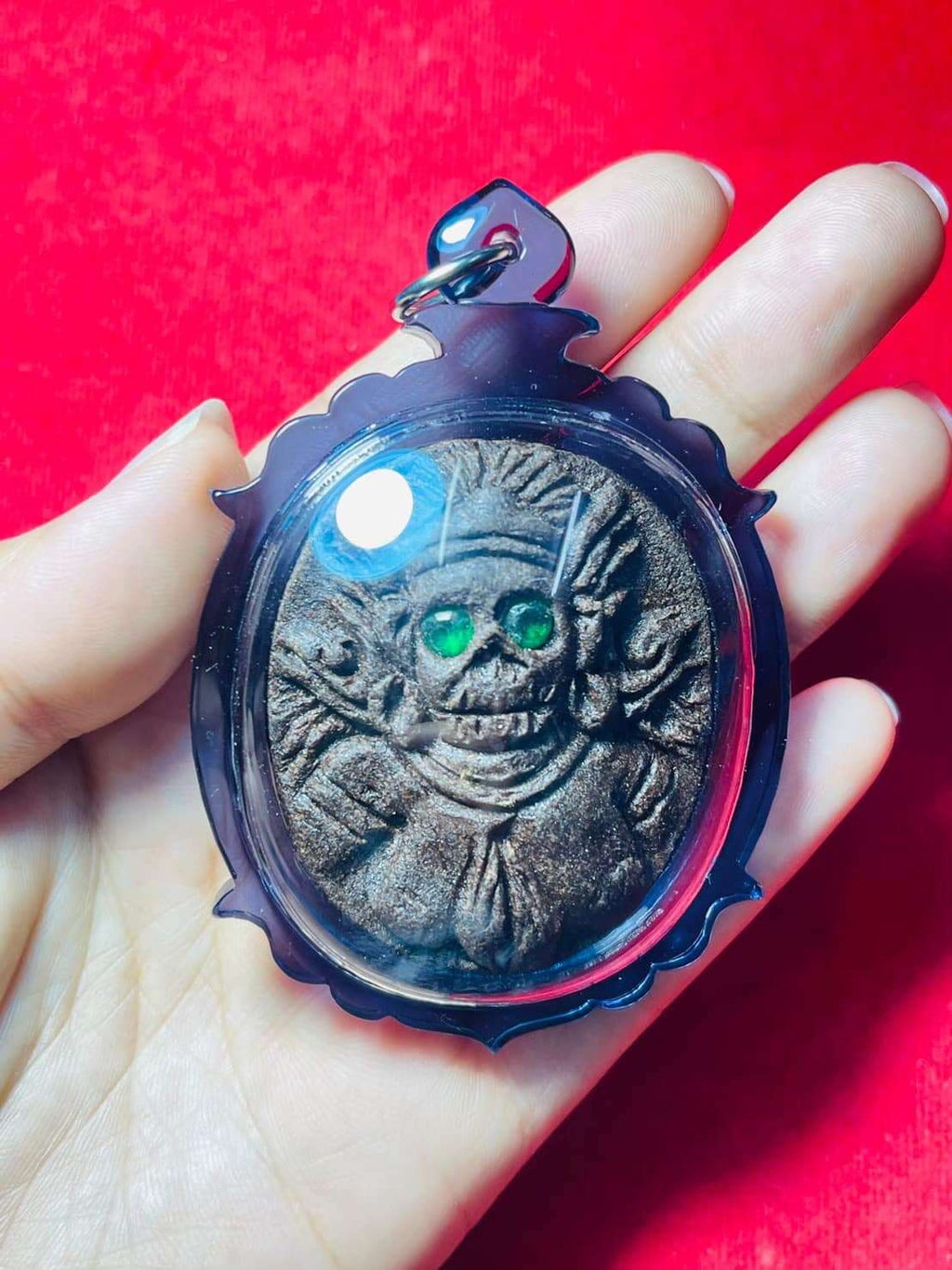 Nang Yak Kinee Pendant for Beauty and Success - Thai Blessed Charm