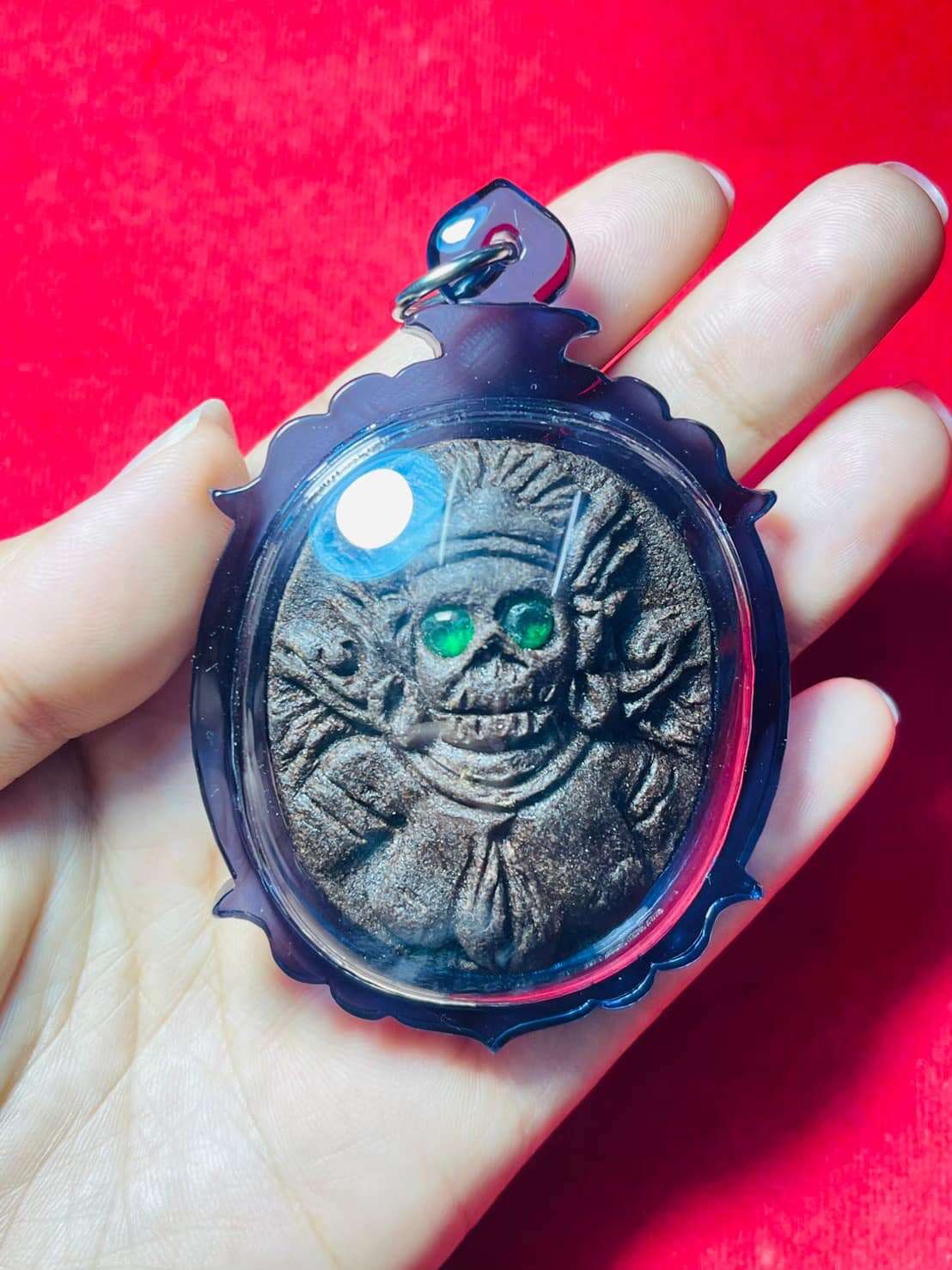 Nang Yak Kinee Pendant for Beauty and Success - Thai Blessed Charm