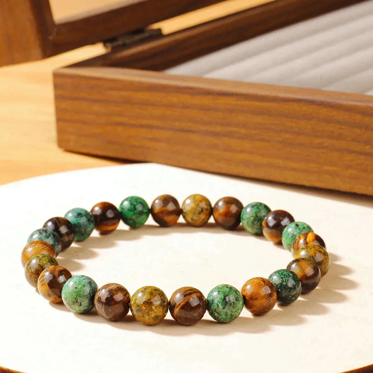 🐯 Natural Sodalite & Tiger’s Eye Wealth Bracelet: Handmade Feng Shui Money Magnet & Mental Clarity Stone – Couple Bangle Gift for Men & Women