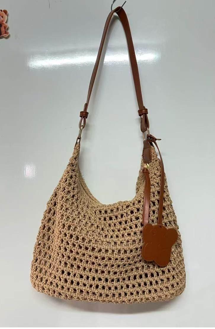 New Korean Crochet Cotton Rope Bag for Women – Compact 18x26cm Crossbody with Tassel Charm