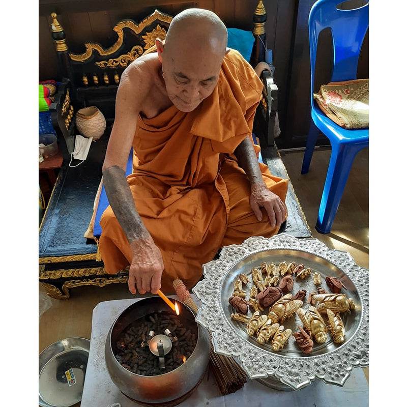 Lead Amulet from Old Fishing Nets: A Symbol of Protection, Fortune, and Heritage | Ajahn Uu Wijinda Edition 旧渔网铅符：保护、幸运与传承的象征 | 阿赞乌维金达版 One-Sake.com Default Title Default Title-