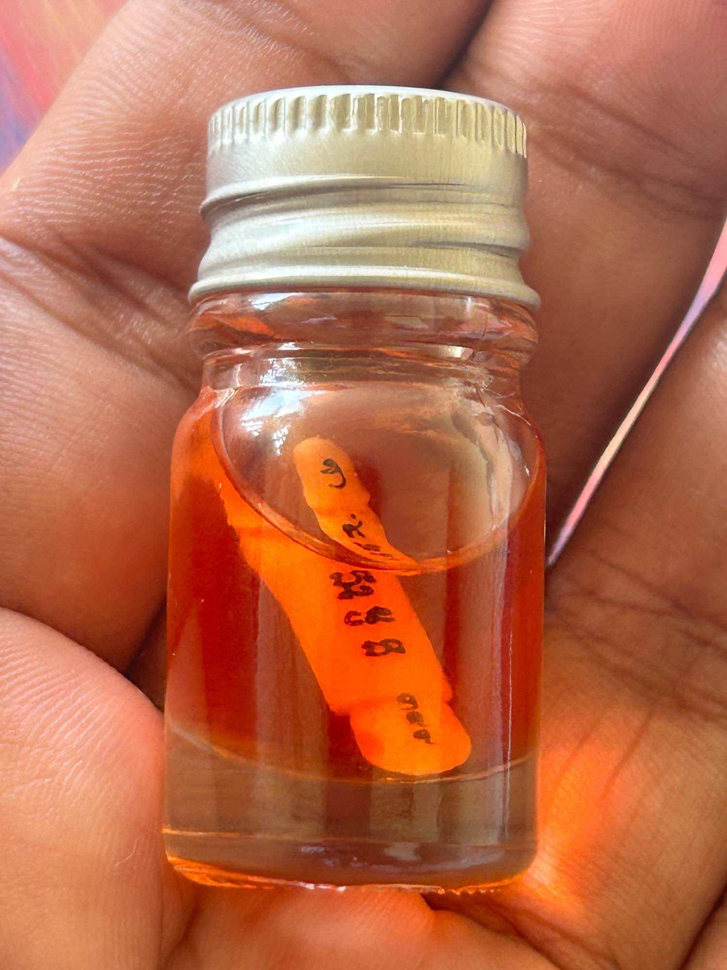 Palad Nga Kamjad Talisman with Nomman Jone Long Oil - Powerful Protective Charm for Spiritual Strength