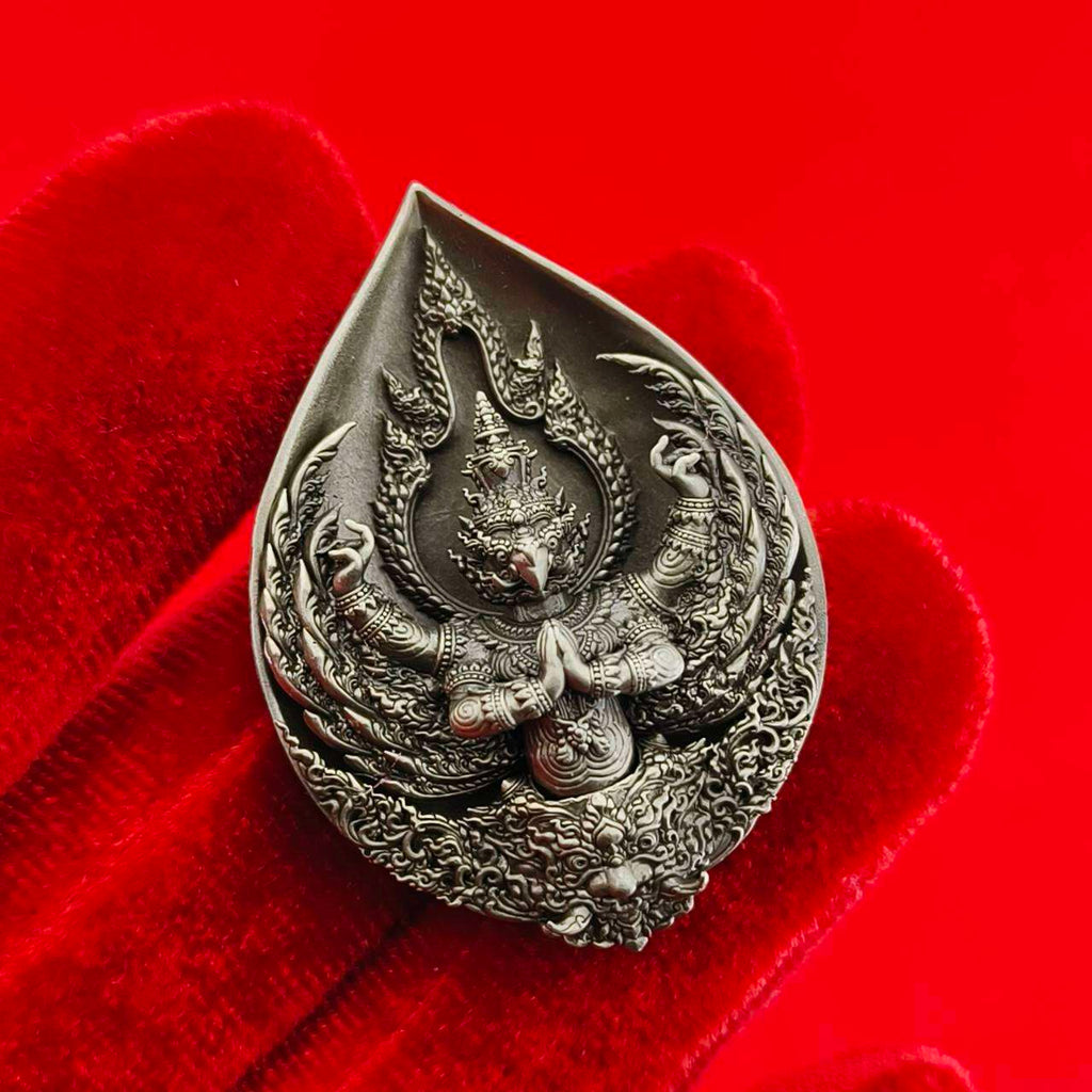 Phaya Garuda Kalsuban Medal – Luang Pho Wijit's Sacred Buddhist Protector & Fortune Charm