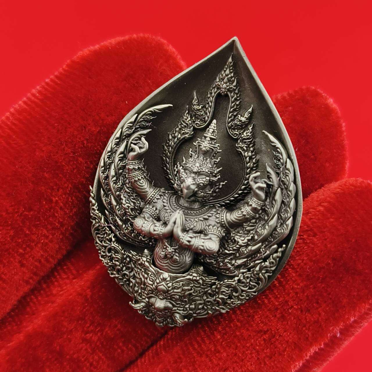 Phaya Garuda Kalsuban Medal – Luang Pho Wijit's Sacred Buddhist Protector & Fortune Charm