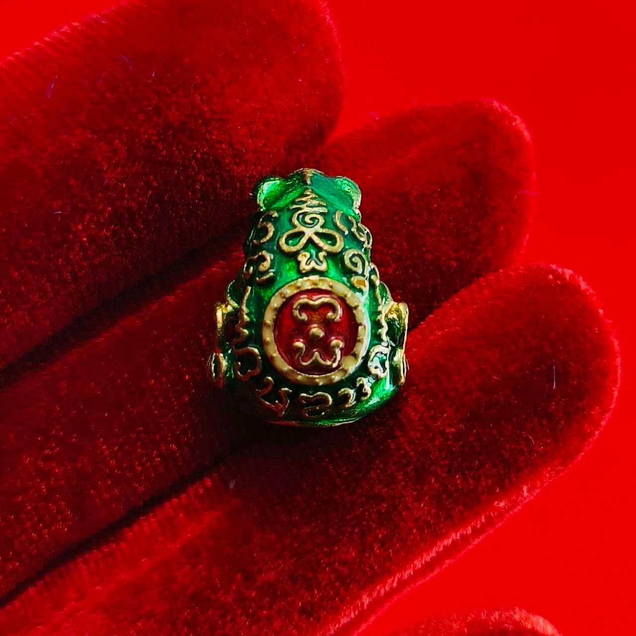Phaya Kob Kin Duean Charm for Rapid Wealth and Prosperity Setthi Green