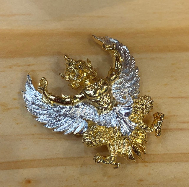 Phaya Krut Amulet for Protection - Gold & Silver Figurine ร้านค้าของฉัน Silver plated body gold wings Gold plated body silver wings Silver plated body gold wings-Gold plated body silver wings-