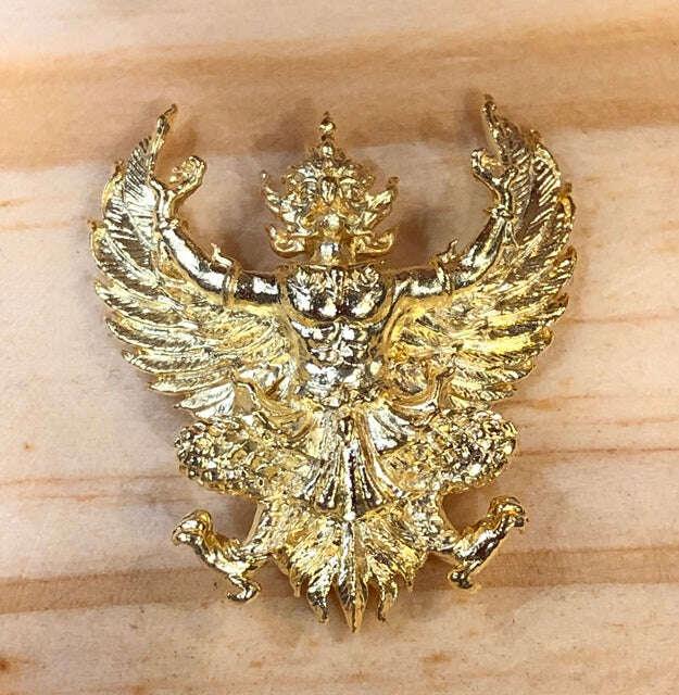Phaya Krut Amulet Wealth Protection - Maha Sithi Chok Edition Gold plated shoulder