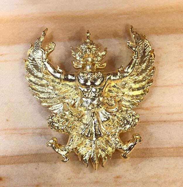 Phaya Krut Amulet Wealth Protection - Maha Sithi Chok Edition Gold plated shoulder