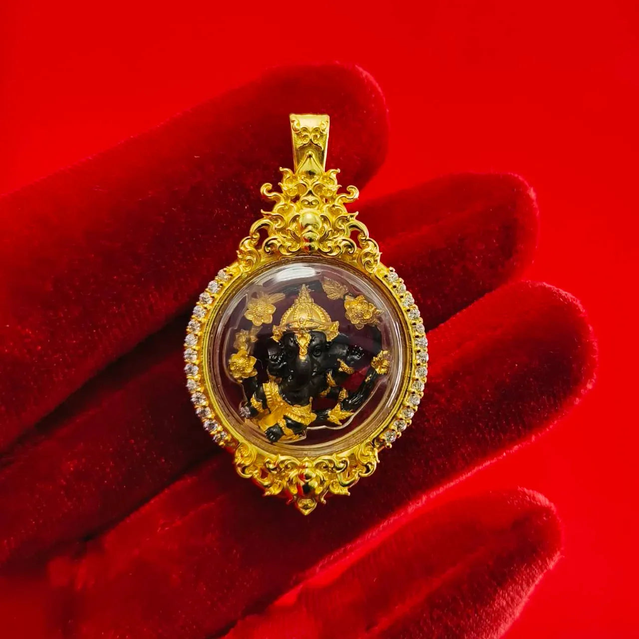 Phra Brahma Amulet - Protection, Fortune & Talisman for Abundance