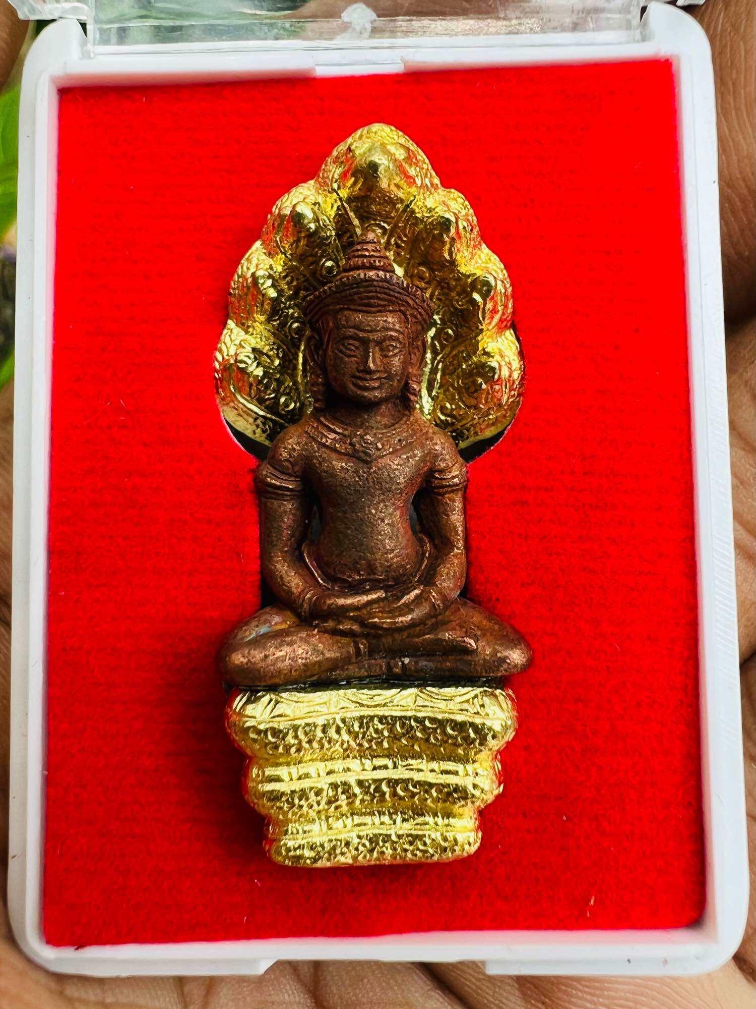 Phra Nak Prok Amulet by Luang Pu Kasem from Wat Mamuang Talod, Nakhon Si Thammarat Thongthip copper statue