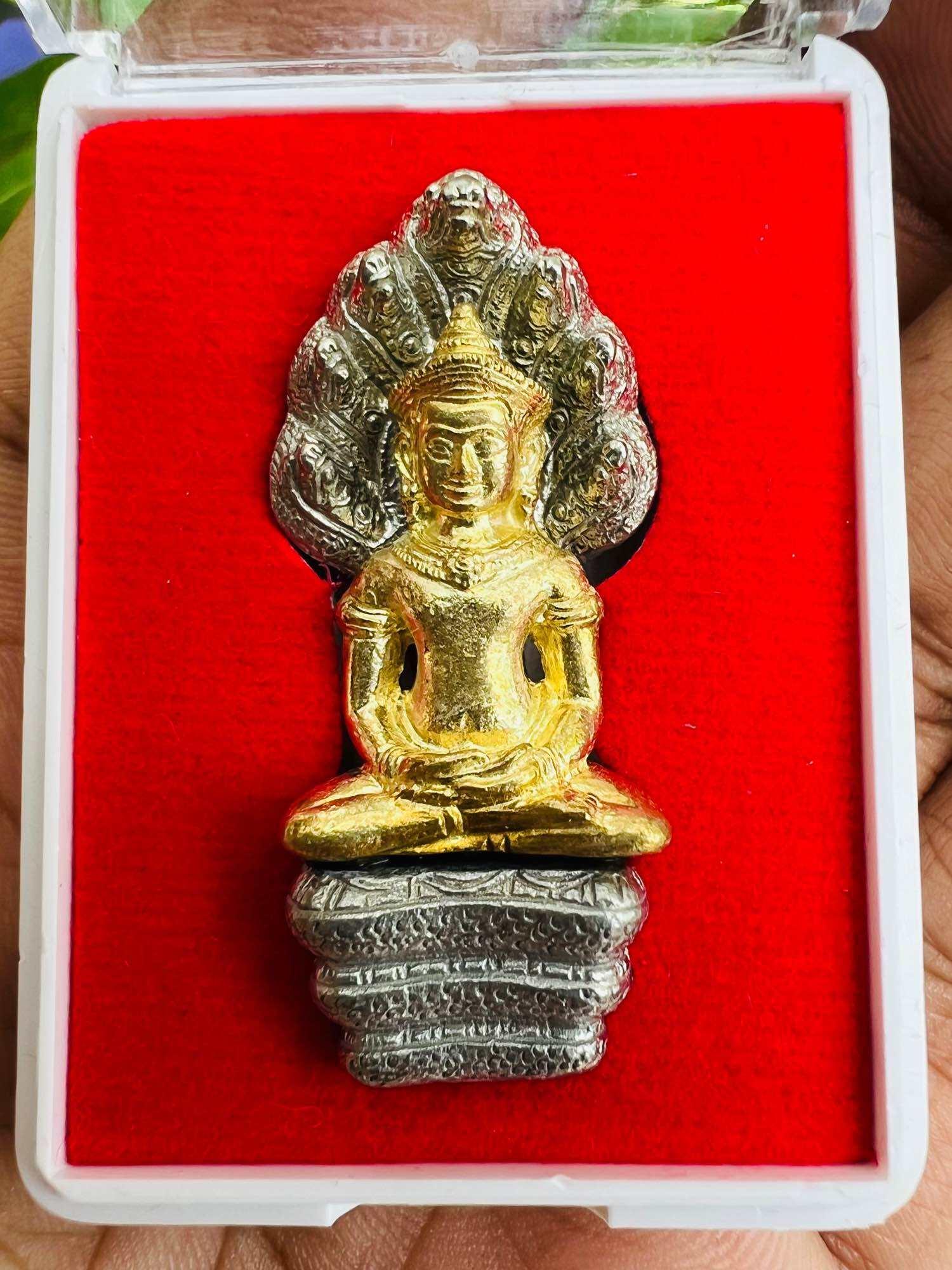 Phra Nak Prok Amulet by Luang Pu Kasem from Wat Mamuang Talod, Nakhon Si Thammarat Alpaca Thongthip