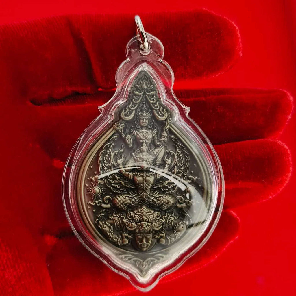 Phra Narai Amulet - Narai Riding Garuda Embracing Rahu for Wealth Protection